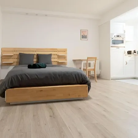 Le Capucin Апартаменты Мец